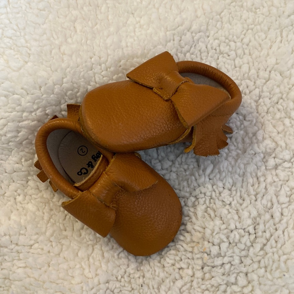 Size 2 Riley & Co. leather moccasins
